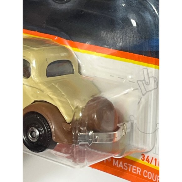 Matchbox 1934 Chevy Master Coupe 1:64 Diecast Car Brown Beige 2024 - Picture 6 of 8